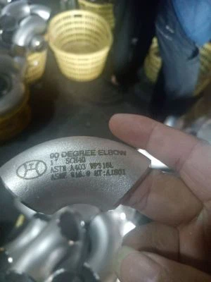 ASTM A 403  WP 316 L  45  kraad küünarnuki pikkuses Redius